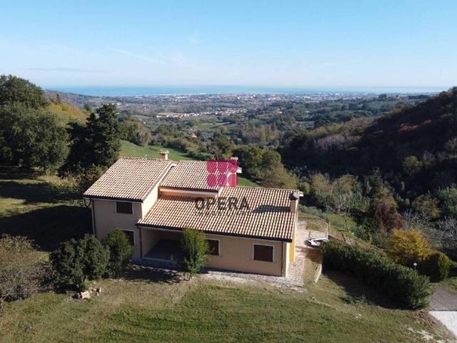 Villa Indipendente in vendita a Marche, Pesaro E Urbino