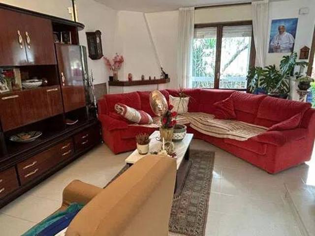 Villa Indipendente in vendita a Rosciano, Marche