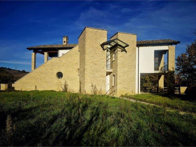 Villa Indipendente in vendita a Fara Filiorum Petri, Abruzzo
