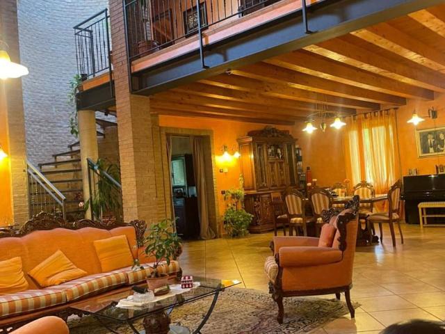 Villa Indipendente in vendita a Fara Gera D'adda, Lombardia