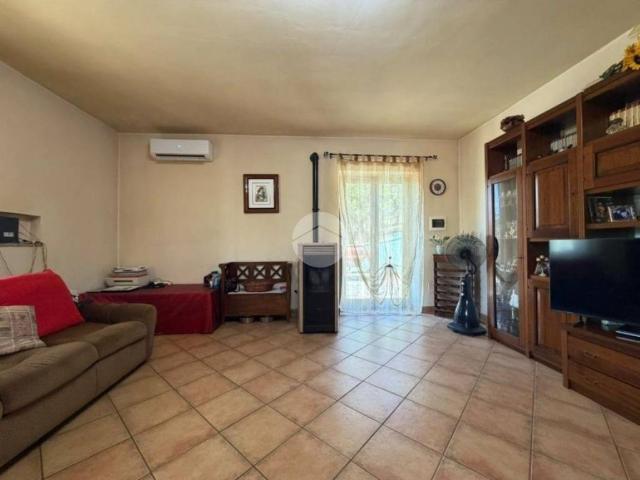 Villa Indipendente in vendita a Fara Sabina, Lazio