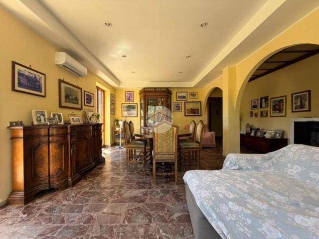 Villa Indipendente in vendita a Fara Sabina, Lazio