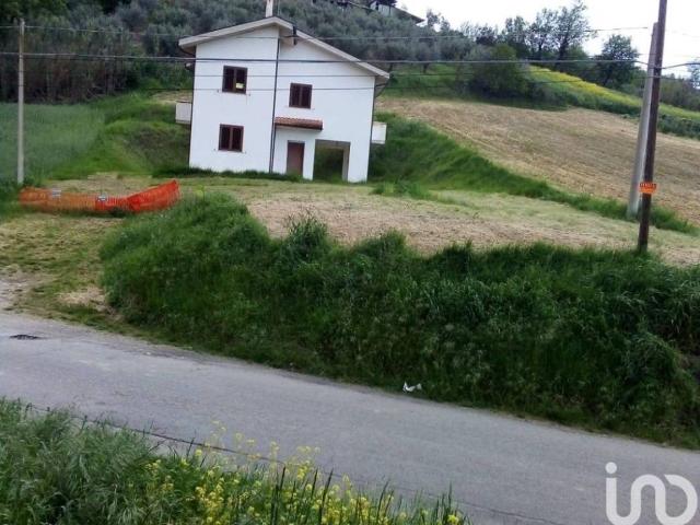 Villa Indipendente in vendita a Contrada Santa Maria, Farindola