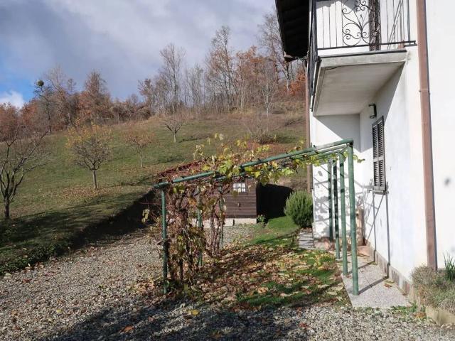 Villa Indipendente in vendita a Costa d'Unghia-Unghia Sotto, Farini