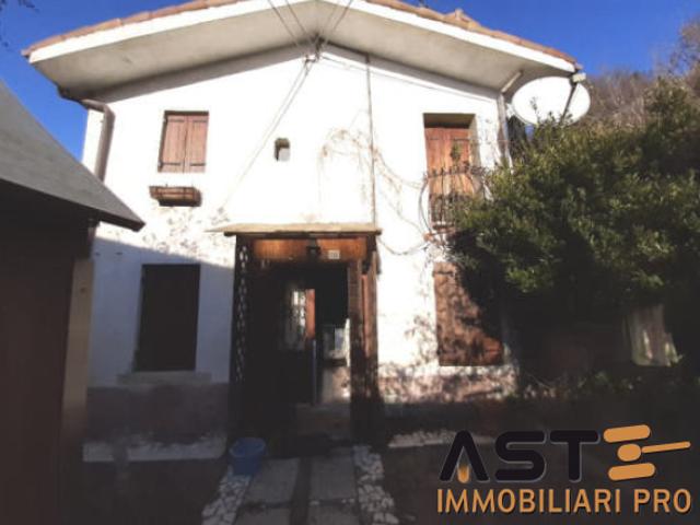 Villa Indipendente in vendita a Farra Di Soligo, Veneto