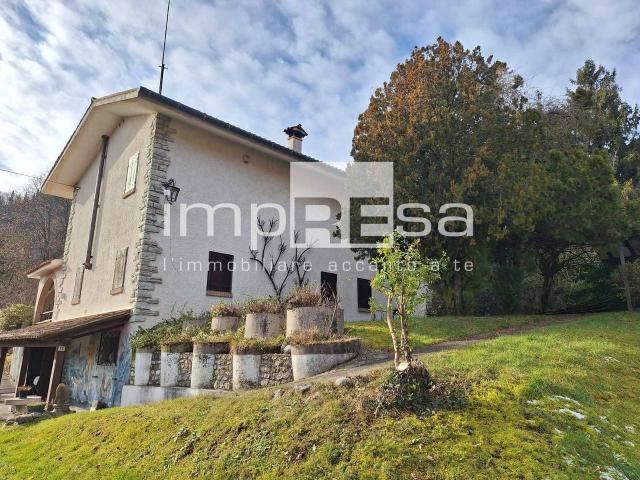 Villa Indipendente in vendita a Farra Di Soligo, Veneto