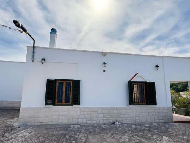 Villa Indipendente in vendita a Fasano, Brindisi