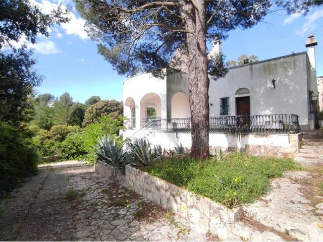 Villa Indipendente in vendita a Canale di Pirro, Puglia