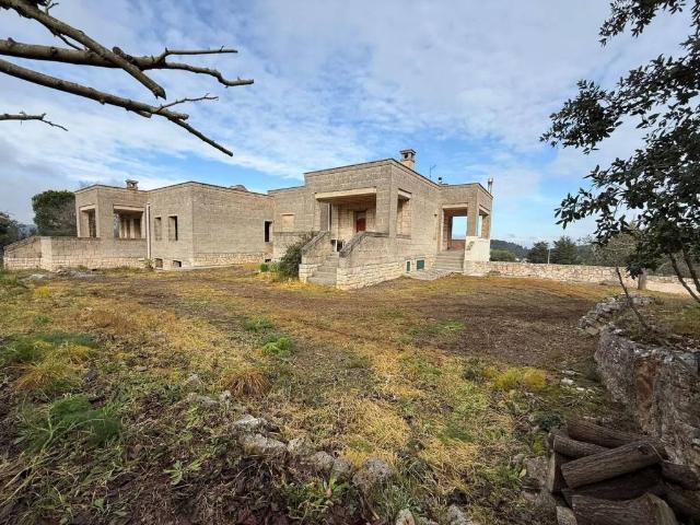 Villa Indipendente in vendita a Canale di Pirro, Puglia