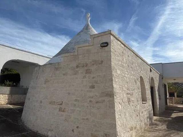 Villa Indipendente in vendita a Canale di Pirro, Puglia