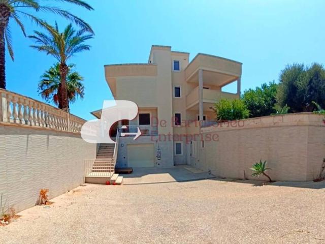 Villa Indipendente in vendita a Egnazia scavi, Puglia