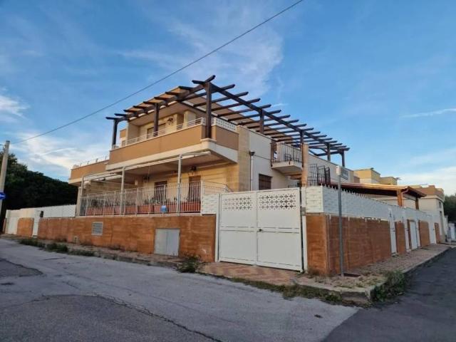 Villa Indipendente in vendita a Puglia, Brindisi