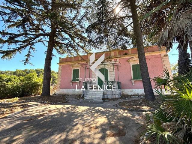 Villa Indipendente in vendita a Puglia, Brindisi