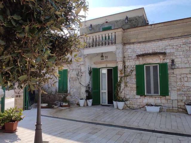 Villa Indipendente in vendita a Canale di Pirro, Puglia