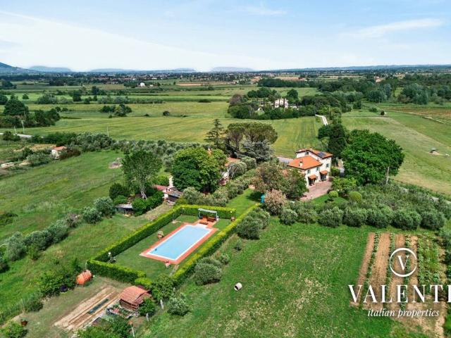 Villa Indipendente in vendita a Fauglia, Toscana