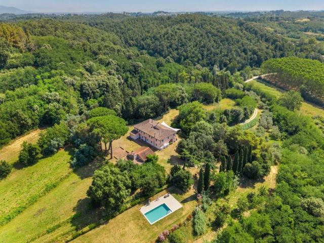 Villa Indipendente in vendita a Fauglia, Toscana