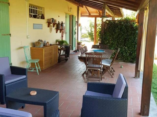 Villa Indipendente in vendita a Zona Commerciale Valtriano, Fauglia