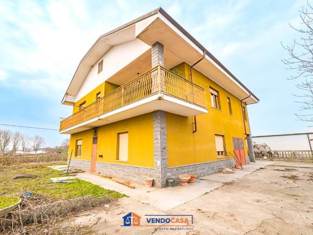 Villa Indipendente in vendita a Piemonte, Cuneo