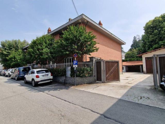 Villa Indipendente in vendita a Favria, Torino