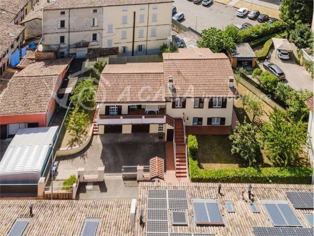 Villa Indipendente in vendita a Felino, Reggio Emilia