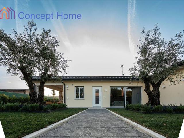 Villa Indipendente in vendita a Felino, Reggio Emilia