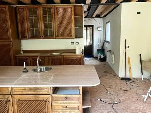 Villa Indipendente in vendita a Feltre, Veneto