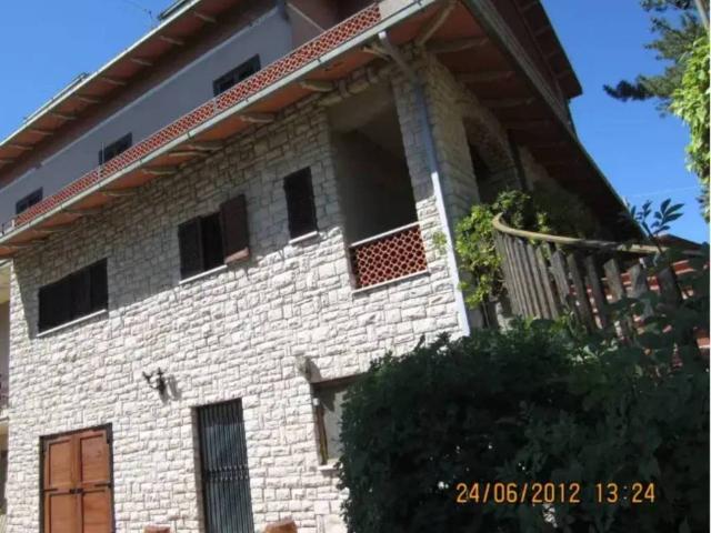 Villa Indipendente in vendita a Ferentillo, Umbria