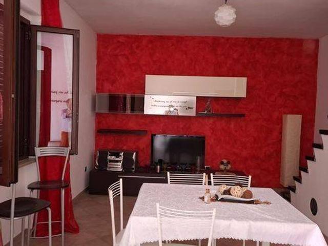 Villa Indipendente in vendita a Cartiera-Stazione, Ferentino