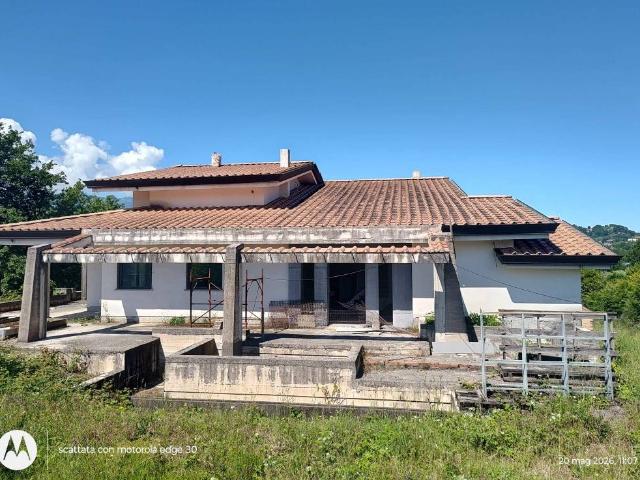 Villa Indipendente in vendita a Sant'Agata, Ferentino