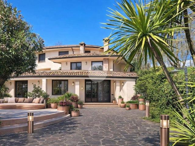 Villa Indipendente in vendita a Colle San Pietro, Ferentino