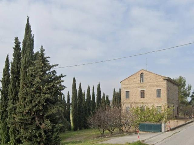 Villa Indipendente in vendita a Campiglione II, Marche