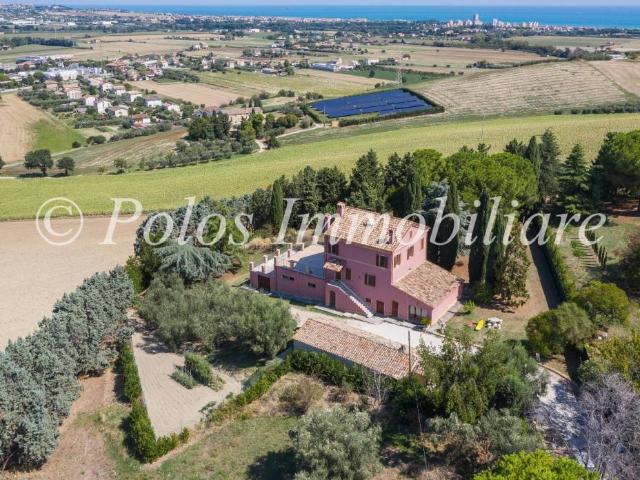 Villa Indipendente in vendita a Villa Vitali, Marche