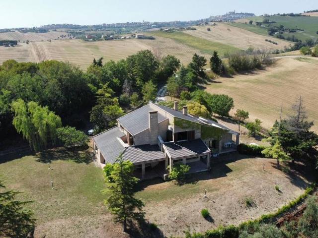 Villa Indipendente in vendita a Villa Vitali, Marche