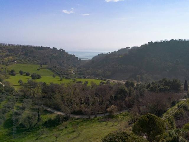 Villa Indipendente in vendita a Marche, Fermo