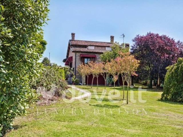 Villa Indipendente in vendita a Aguscello, Ferrara
