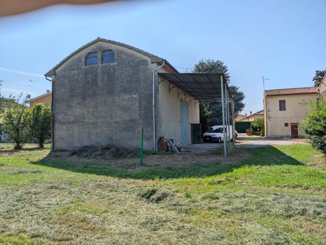 Villa Indipendente in vendita a Ferrara, Reggio Emilia