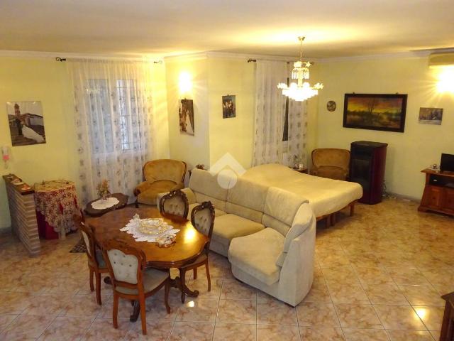 Villa Indipendente in vendita a Ferrara, Reggio Emilia
