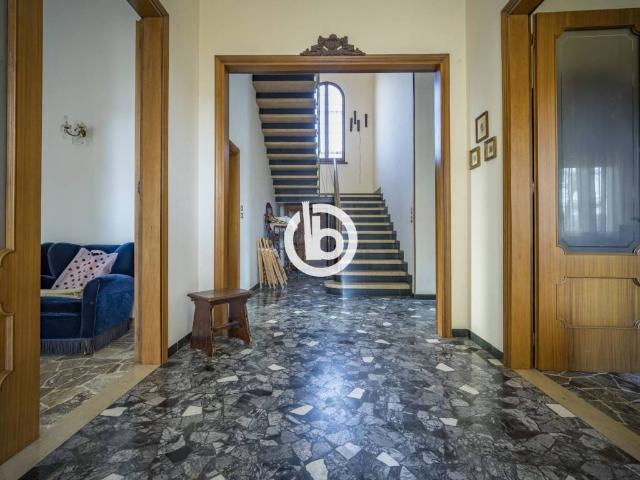 Villa Indipendente in vendita a Ferrara, Reggio Emilia
