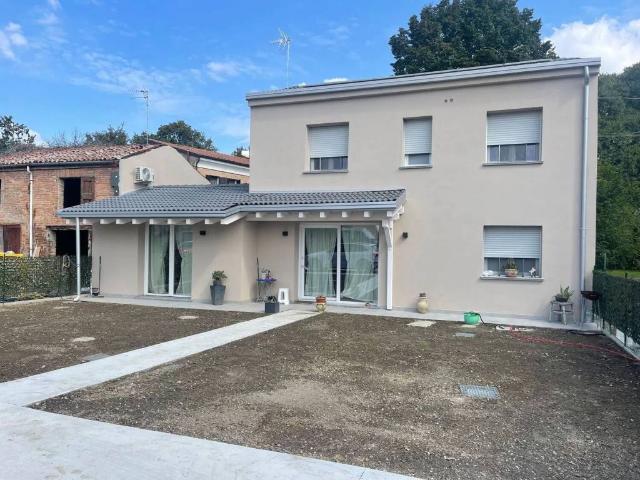 Villa Indipendente in vendita a La Motta, Ferrara
