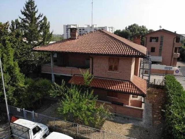 Villa Indipendente in vendita a Villaggio Satellite, Ferrara