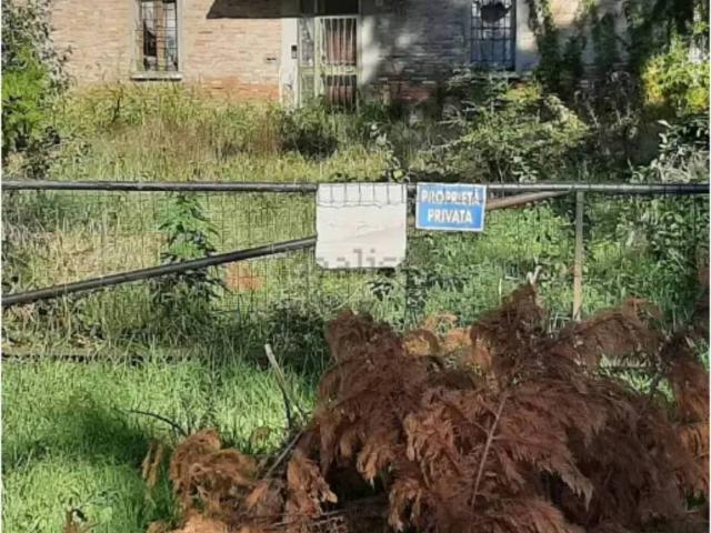 Villa Indipendente in vendita a Ferrara, Reggio Emilia