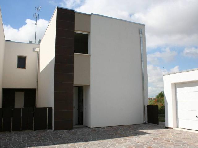 Villa Indipendente in vendita a Malborghetto di Boara, Ferrara