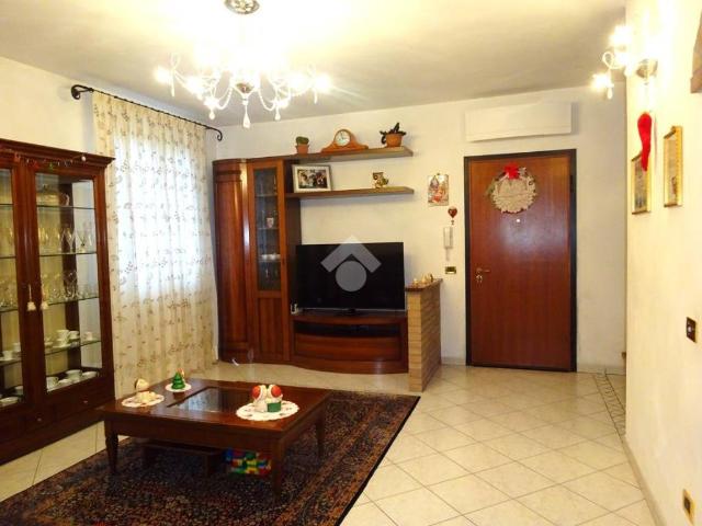 Villa Indipendente in vendita a Ferrara, Reggio Emilia