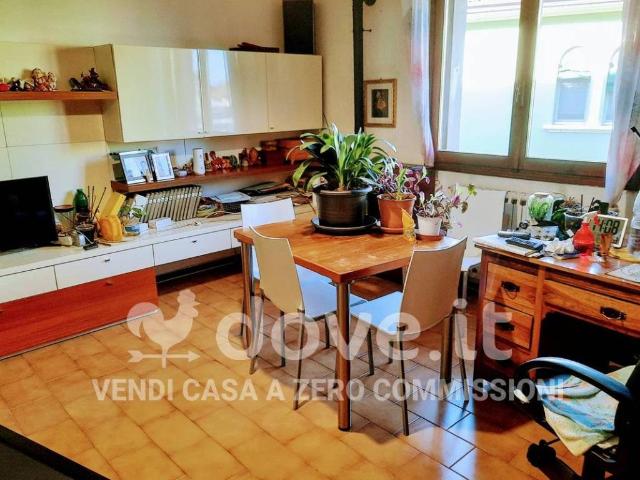 Villa Indipendente in vendita a Ferrara, Reggio Emilia