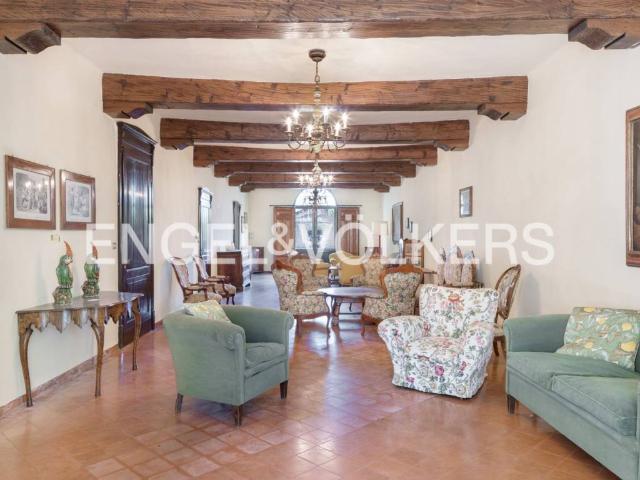 Villa Indipendente in vendita a Ferrara, Reggio Emilia
