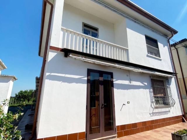 Villa Indipendente in vendita a Corlo, Ferrara
