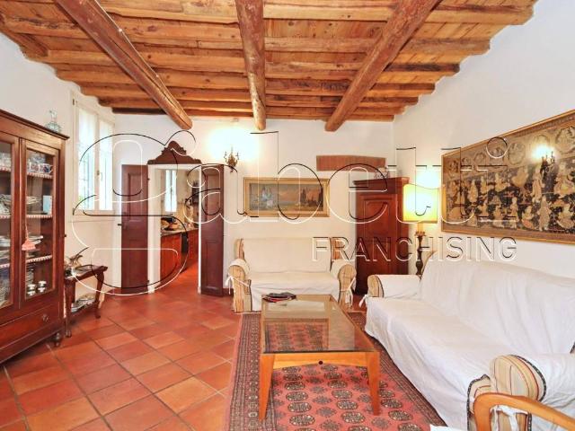 Villa Indipendente in vendita a Ferrara, Reggio Emilia