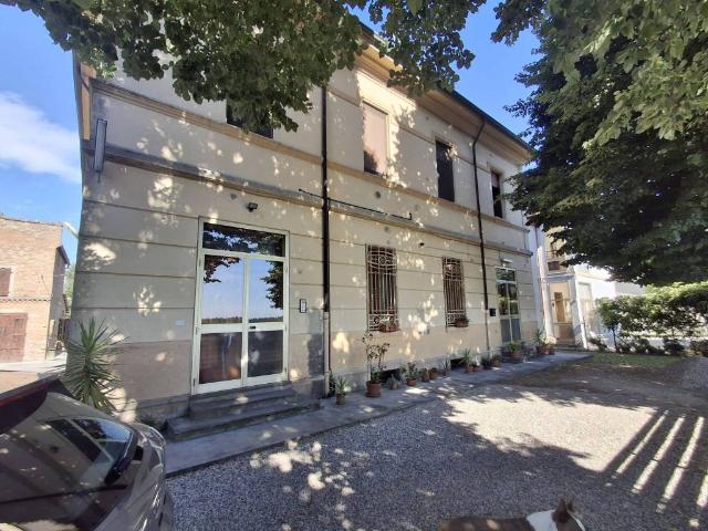 Villa Indipendente in vendita a Ferrara, Reggio Emilia
