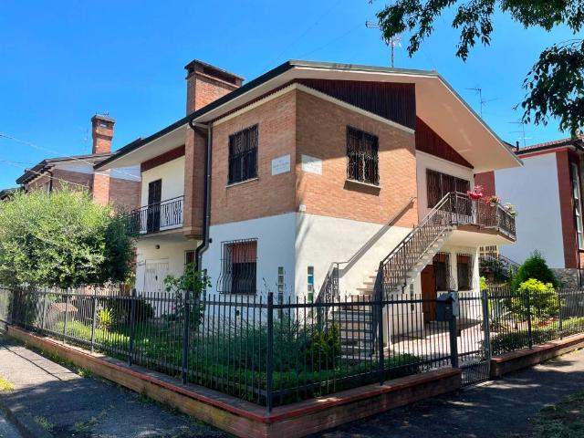 Villa Indipendente in vendita a Borgo Punta, Ferrara