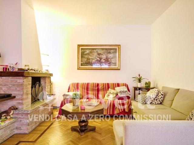 Villa Indipendente in vendita a Ferrara, Reggio Emilia